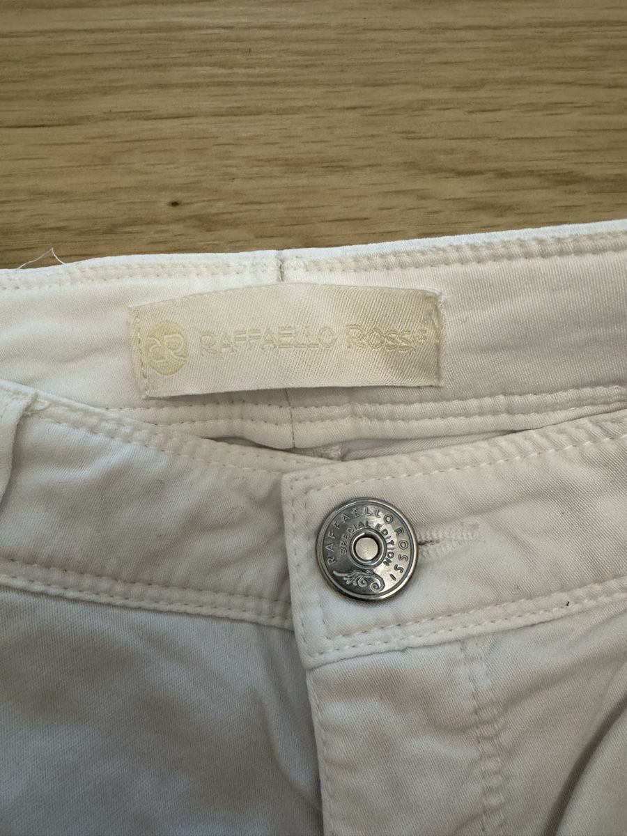 Raffaello Rossi Pantaloni: Raffaello Rossi Sommerhose gr 40 – Usato da Bünzen venduto da Magdalena.K 2
