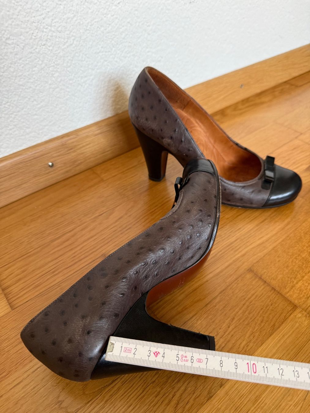 Chie Mihara Chaussures femmes: Chie Mihara Gr 38 – D'occasion à Murten par baerendreck 1
