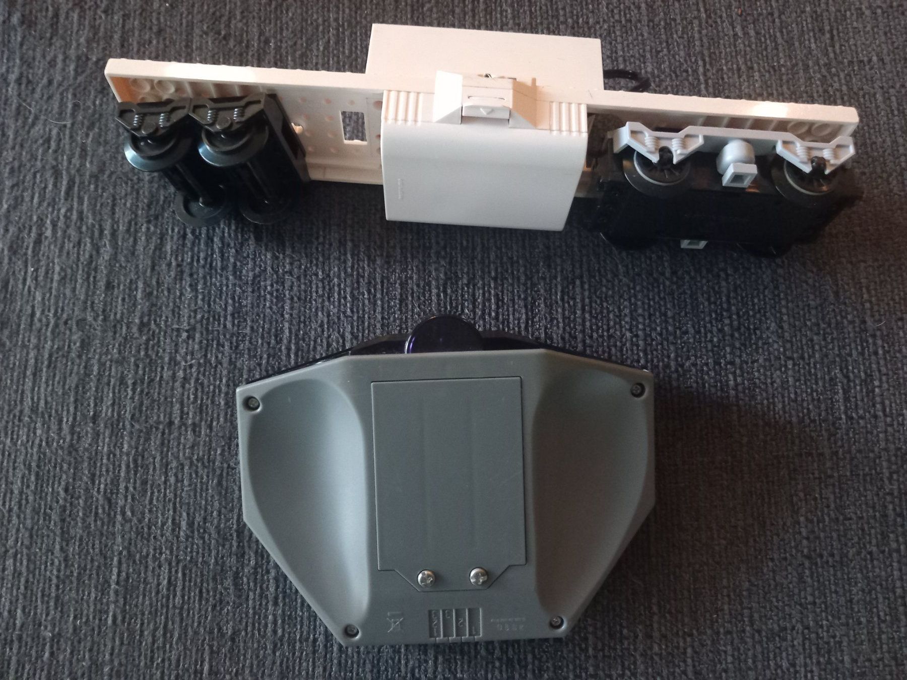 Lego Baukästen: Lego Base pour train RC 7897 avec moteur et Télécommande – Gebraucht aus Bernex von casimali 2