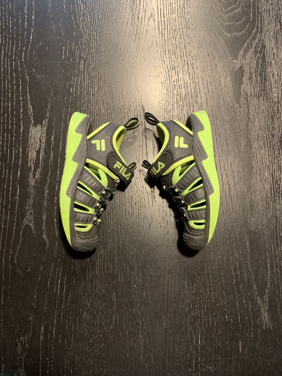 Fila Schuhe für Jungen: Fila Kinder-Sandalen Grösse 25 – Gebraucht aus Klosters von ari_6y9m 1