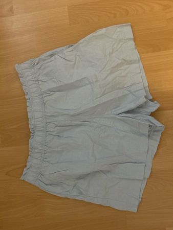 H&M Shorts hellblau Grösse L 