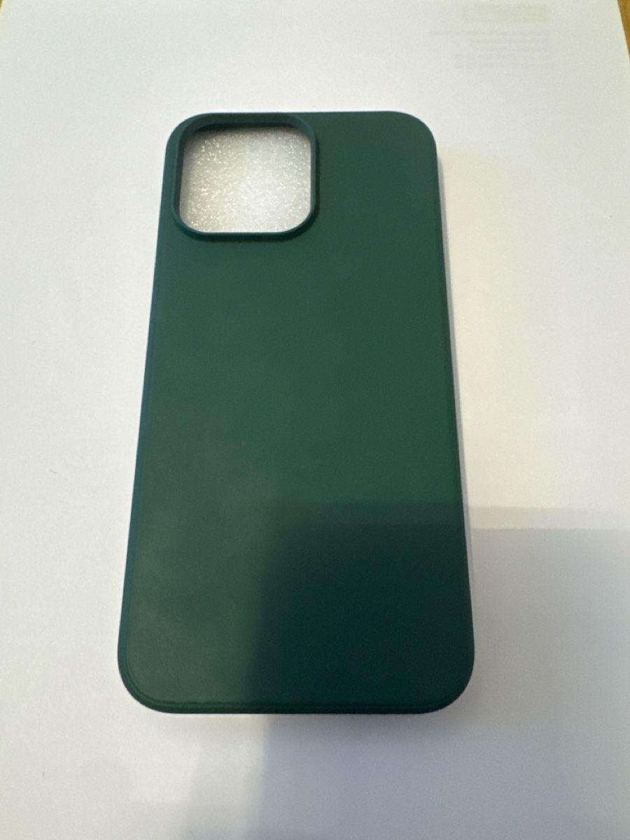 Apple Cover & Protezioni schermo: Iphone 15 Pro Max Hülle – Usato da Volketswil venduto da Leoo.