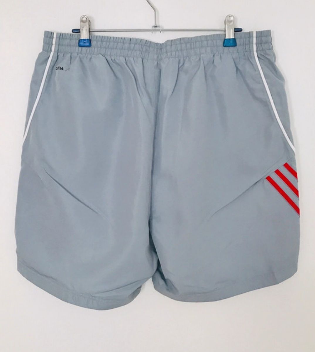 Adidas Hosen: Adidas – Neu (gemäss Beschreibung) aus Tagelswangen von fireiceprincess 1