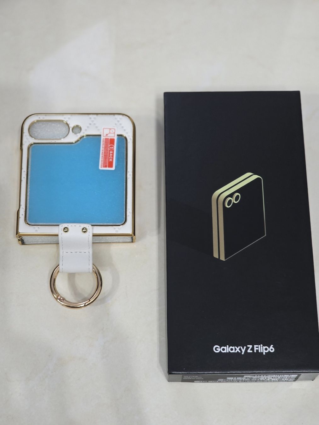Samsung Handys / Smartphones: Samsung Z Flip 6 – Neu und originalverpackt aus Formangueires von fab_q6h8 7