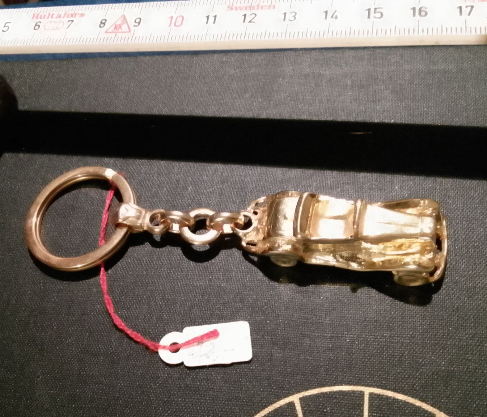 Porte-clés: Edler Oldtimer Cabriole goldig, massiv restposten – Neuf (Voir description) à Pfäffikon ZH par Emporos_42 2
