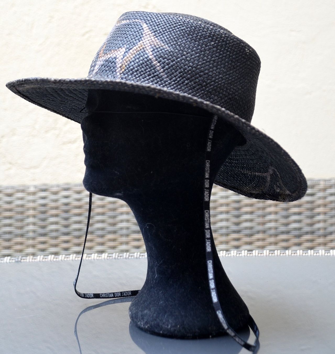 Dior Hüte, Mützen & Caps: Christian Dior chapeu / Hut – Gebraucht aus Collonges von Auganien
