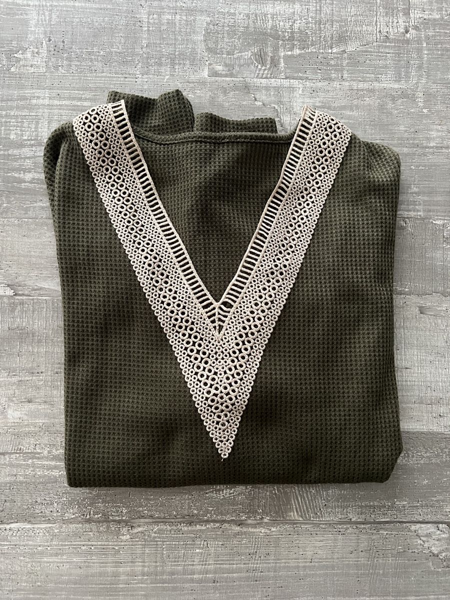 Pullover & Sweatshirts: Pullover Grösse M – Gebraucht aus Niederhelfenschwil von tab_xlc7 1