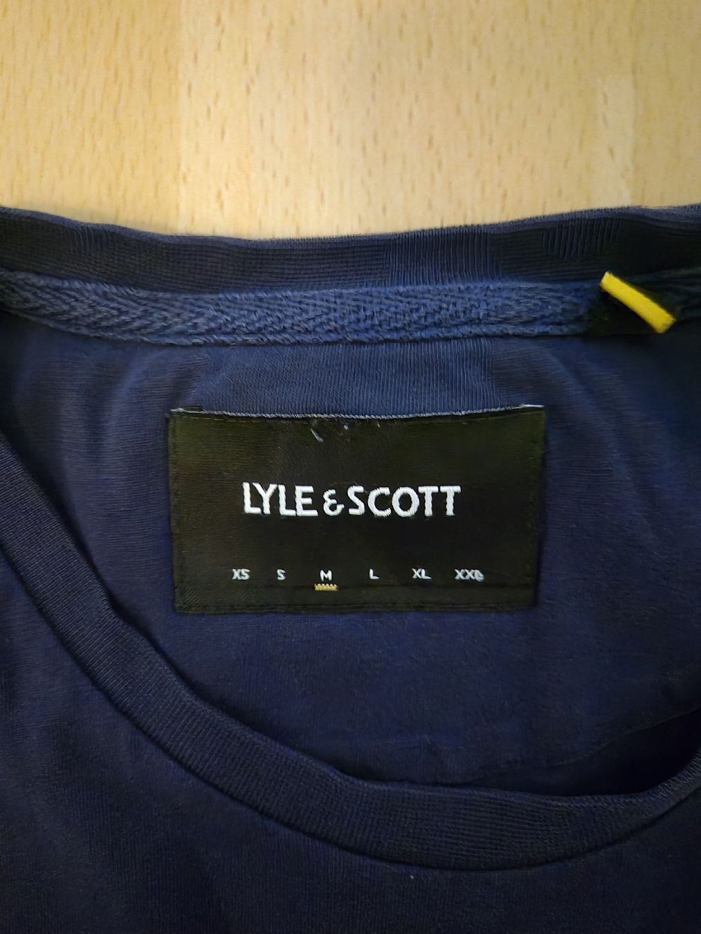 T-shirt: T-Shirt Lyle & Scott Gr. M – Usato da Zug venduto da puzzle73 1