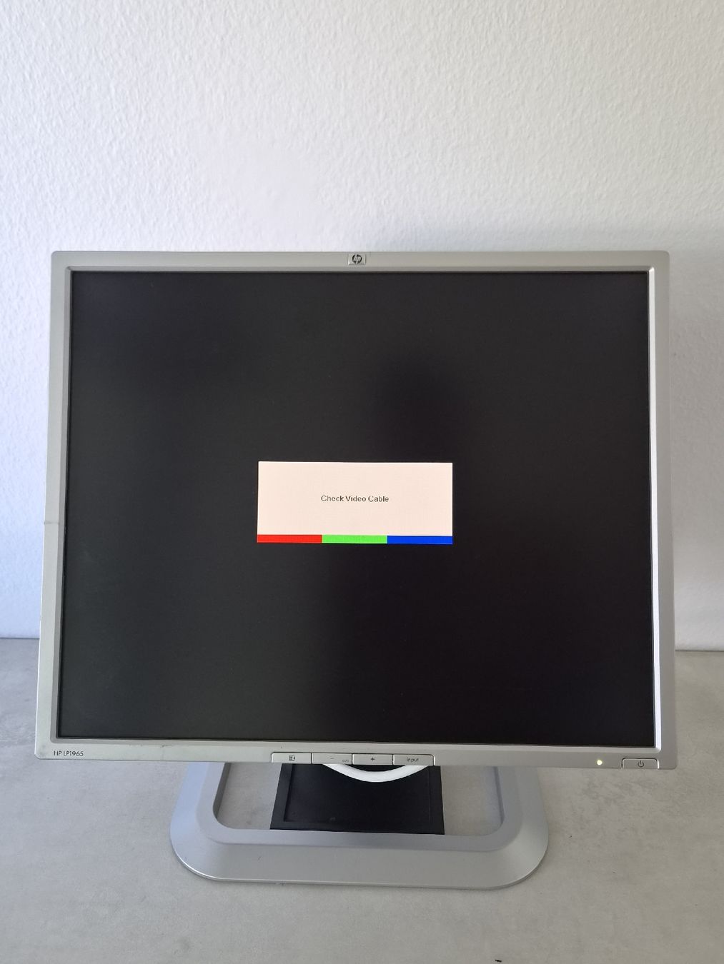 Monitore: HP LP1965 19" Monitor  – Gebraucht aus SCHAFFHAUSEN von Atami99 6