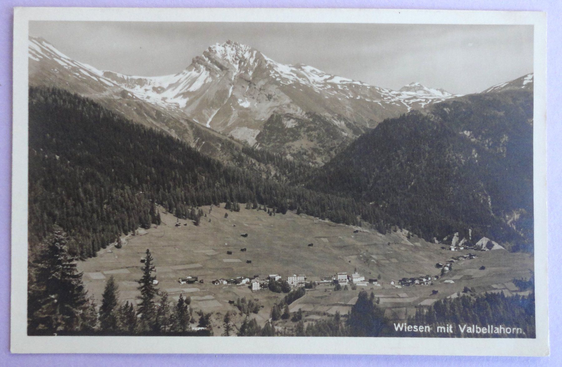 Cartes postales: Wiesen mit Valbellahorn – Défectueux à Fétigny par Billy2miny