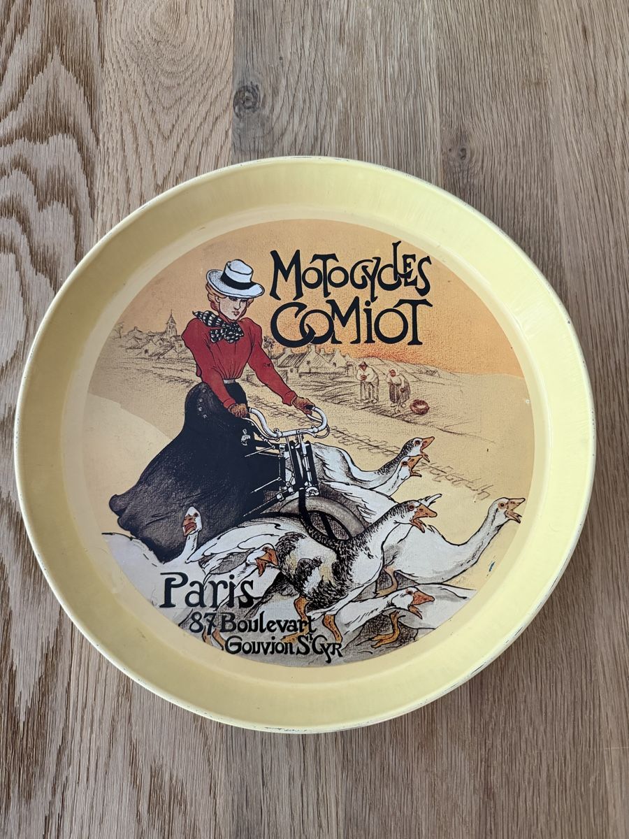 Piatti di portata: Gelbes Vintage Serviertablett Motocycles Comiot – Usato da Bern venduto da Natacha1997