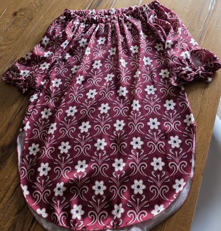 Schöne Damen Bluse/Kleid Off-Shoulder mit Blumenmuster  neu