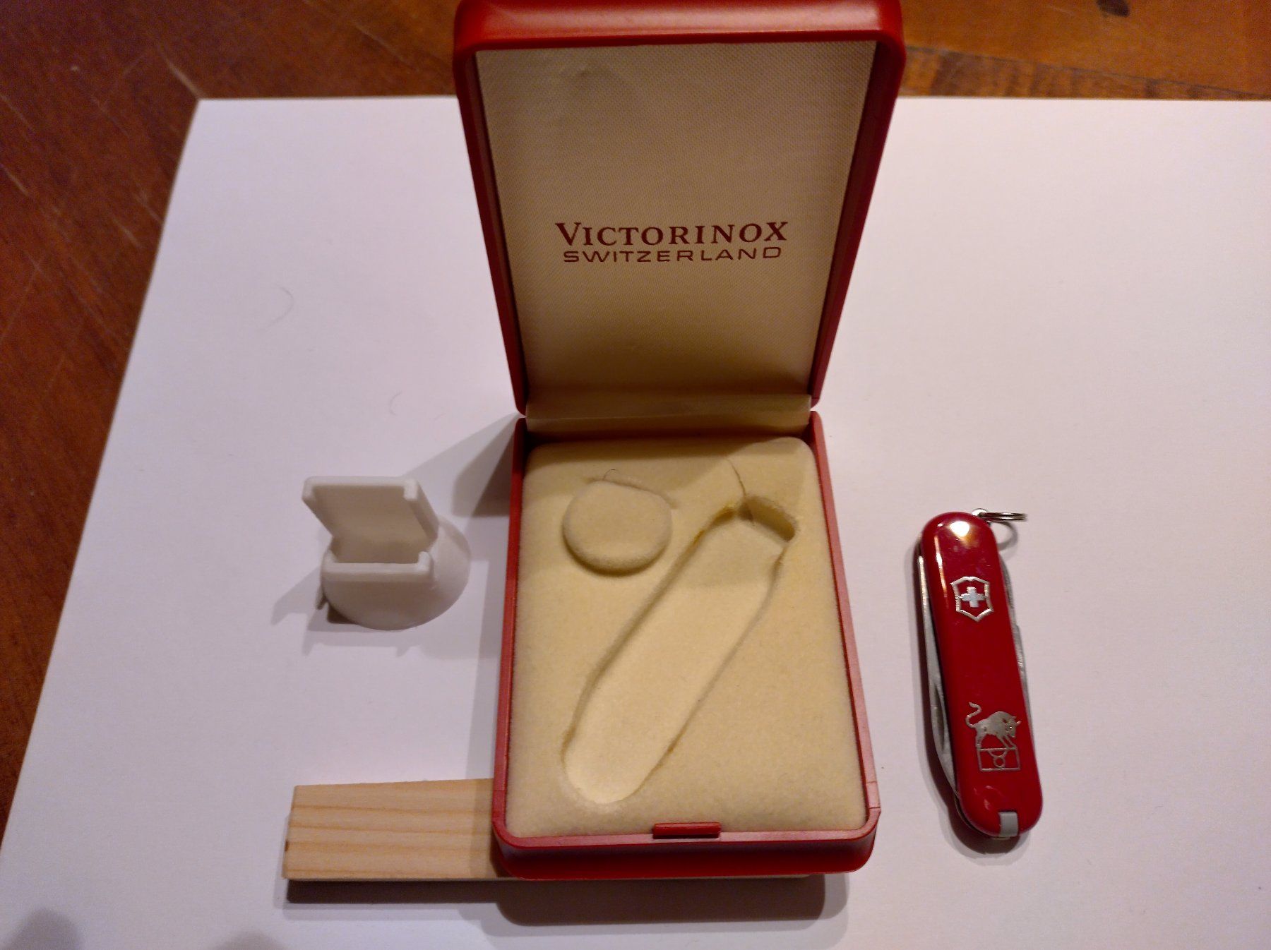 Victorinox Coltelli tascabile: Victorinox Sackmesser – Nuovo e nell'imballaggio originale da Altbüron venduto da bestatter12