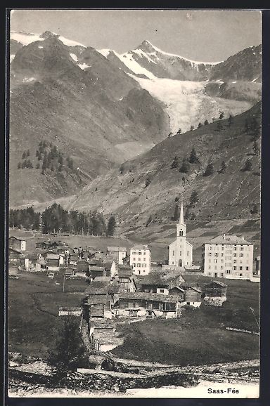 Cartoline postali: Saas-Fée, Totalansicht mit Bergpanorama – Usato da Berlin venduto da bartko-reher