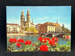 Zürich Grossmünster: Helmhaus und Wasserkirche