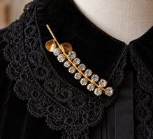 Vintage Brosche – Blütenzweig mit Strasssteinen, 1940er/50er