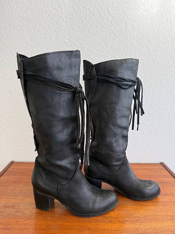 Scarpe da donna: Bottes en cuir Made in Italie – Usato da Lausanne venduto da madonna09 1