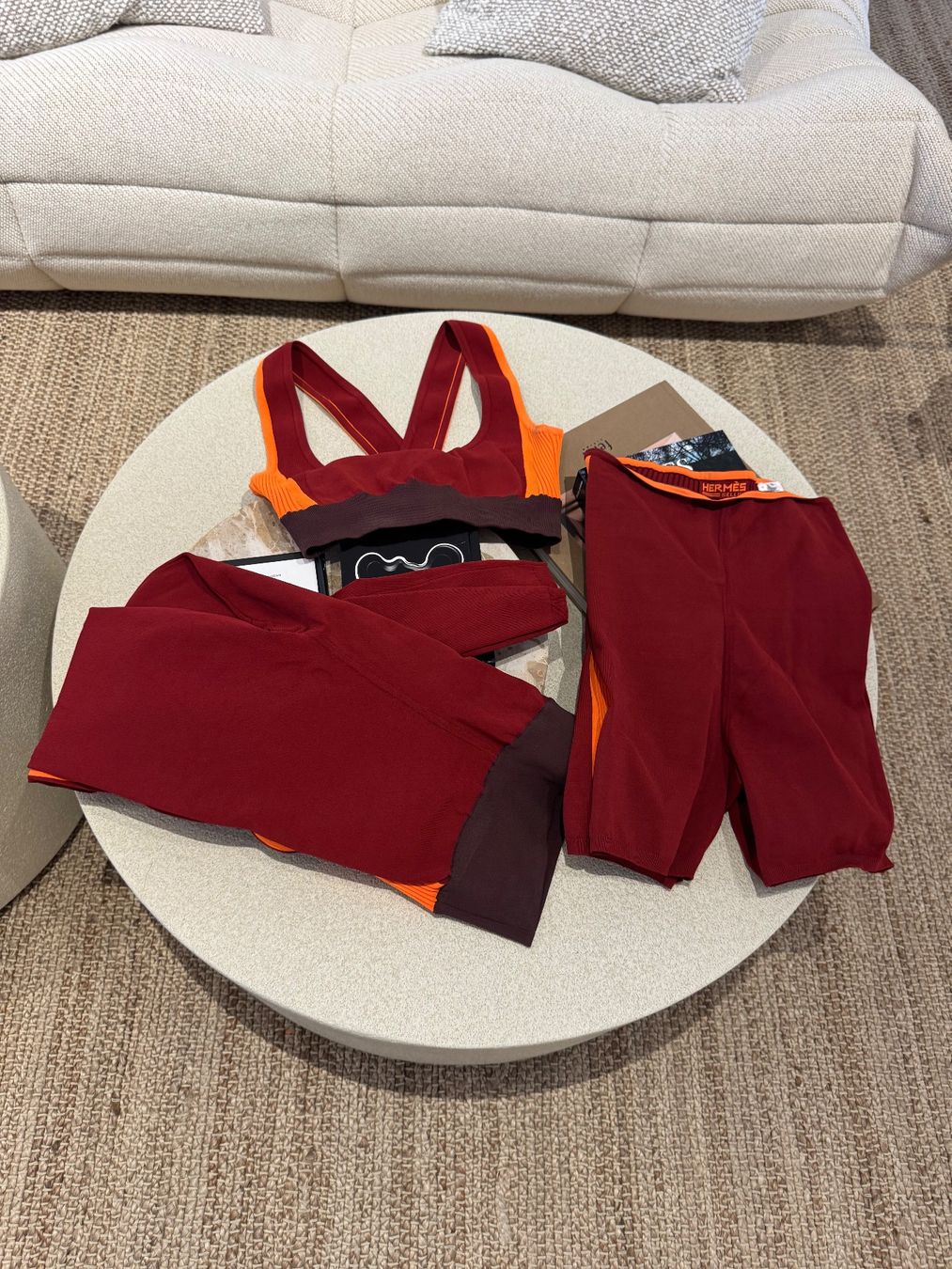 Hermès Kleiderpakete: HERMES TOP & 2 x LEGGINGS – Gebraucht aus Schwyz von bofb 1
