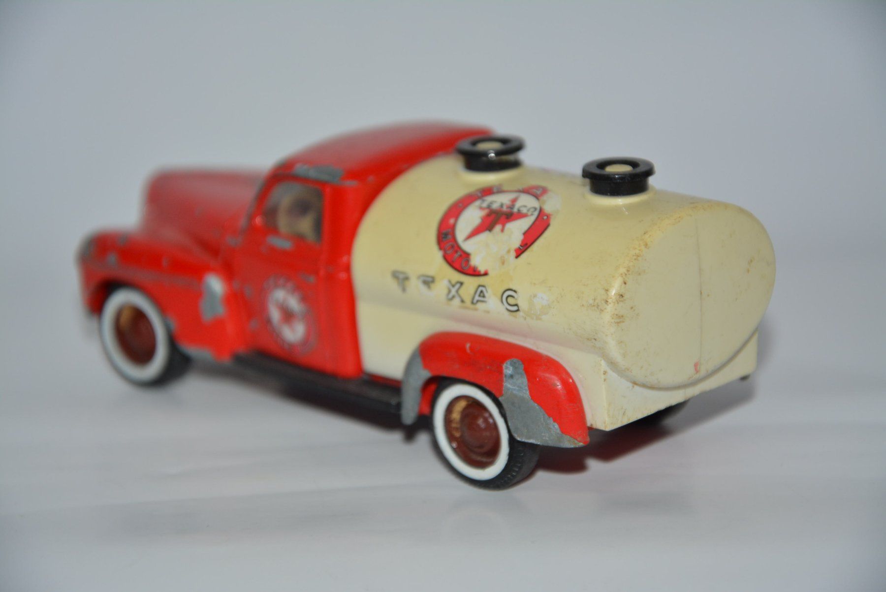 Solido Modellini d'auto: Dodge 1940 TEXACO , Solido , 1:43 – Usato da Goldach venduto da Feivel9 7