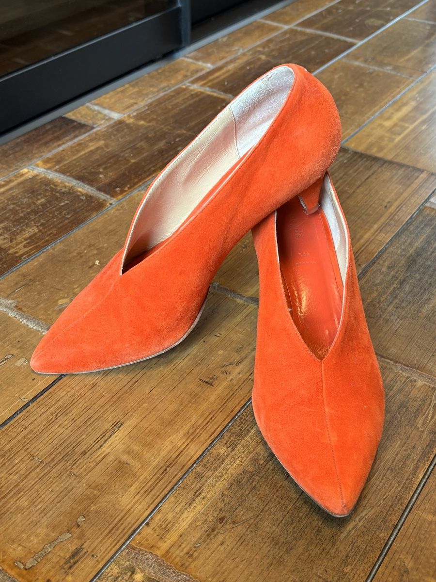 Damenschuhe: Escarpins Ayede 40.5 daim orange – Gebraucht aus Dotzigen von SecondHandGems 1
