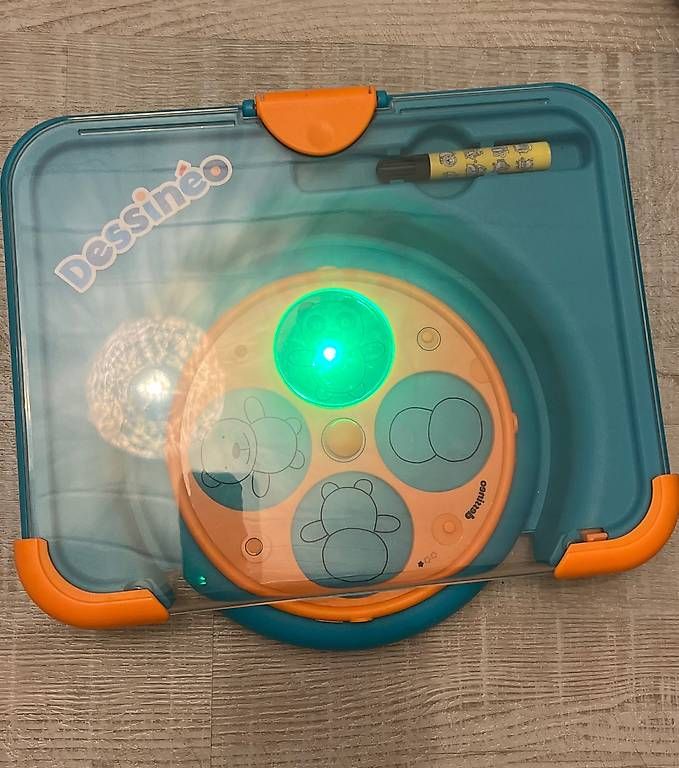 Giochi: Dessinéo jeu dessin enfant  – Usato da Epalinges venduto da nmauvoisin 3