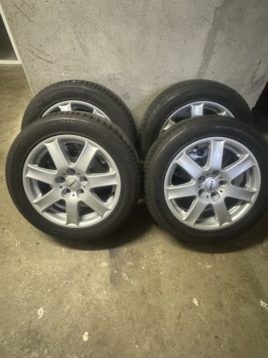 Honda Pneumatici & Ruote complete: Honda Civic Räder – Usato da Niederbipp venduto da Presh