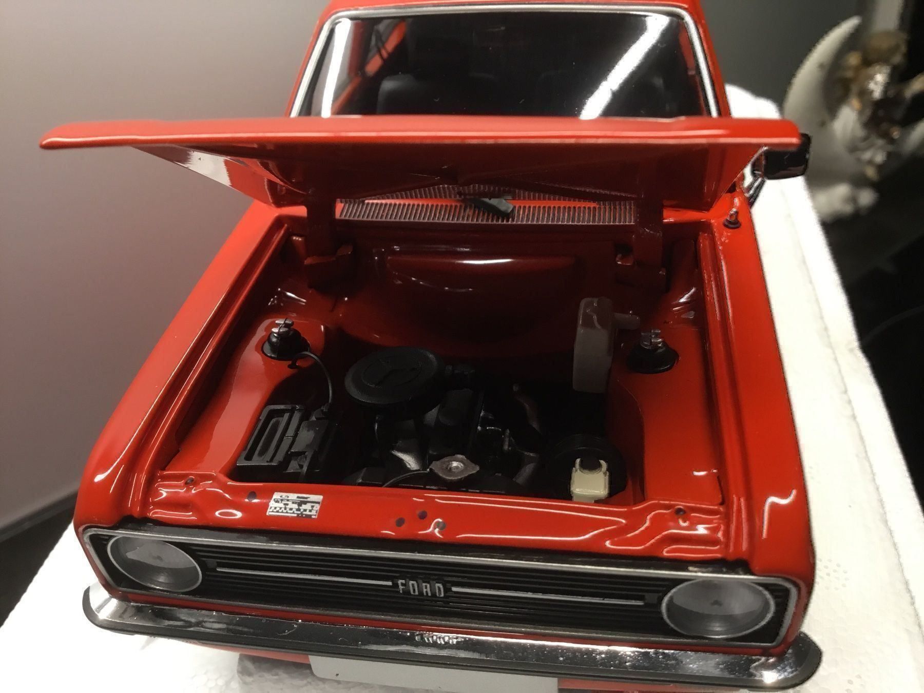 Modellbausätze & Standmodelle: Ford Escort II, Massstab 1:18 – Neu und originalverpackt aus Erlenbach im Simmental von Model_box 5