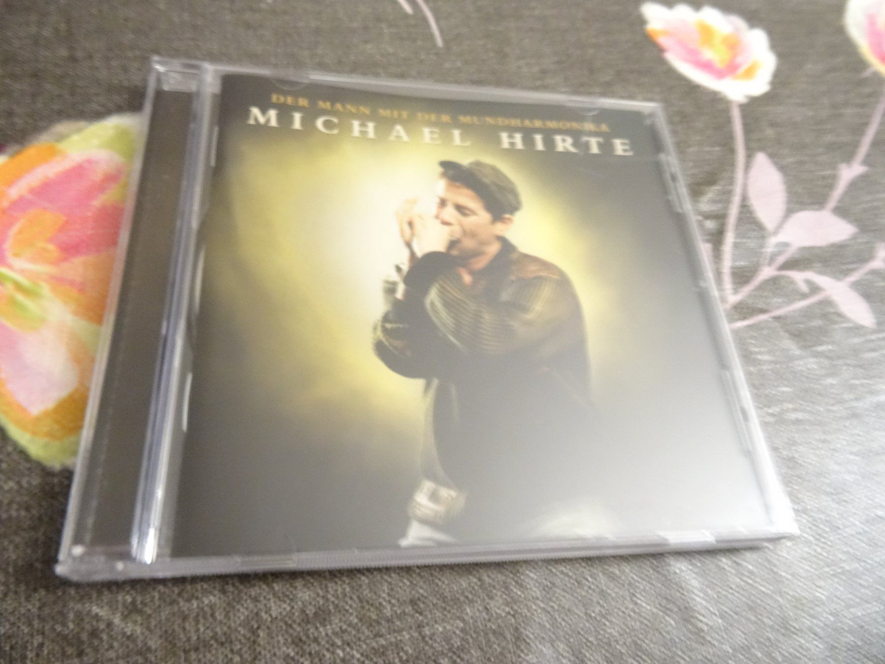 CD: Michael Hirte - Der Mann mit der Mundharmonika CD – Usato da Olten venduto da Disc-Ausverkauf