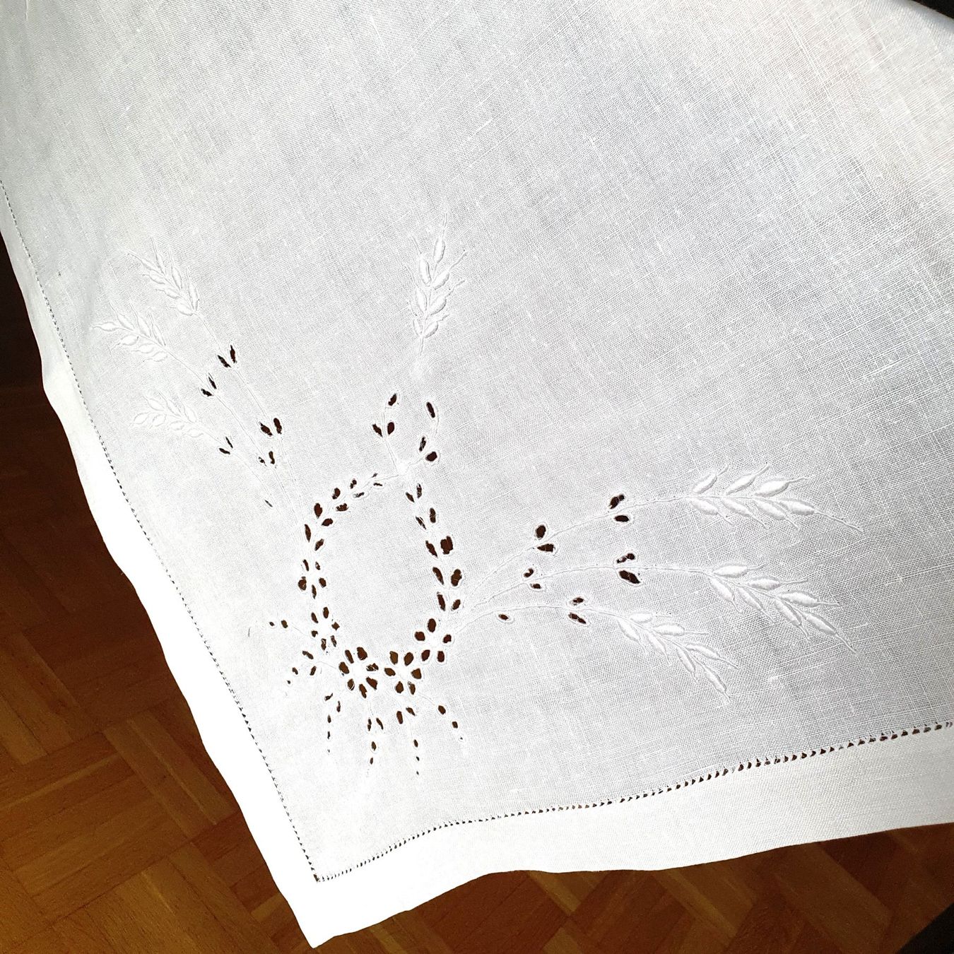 Altra biancheria da tavola: Ancienne nappe brodée main, 76 x 78 cm – Usato da Lausanne venduto da venise001 6