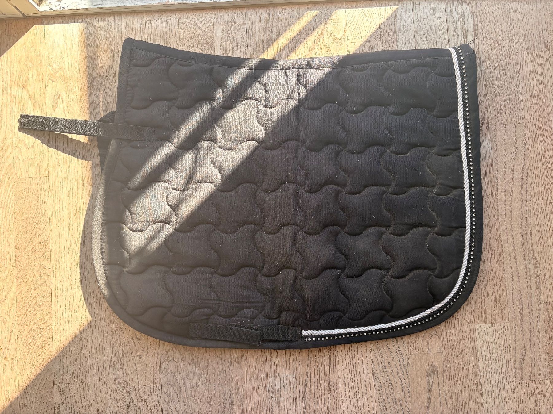 Selle & Accessori: tapis de selle noir – Usato da Lausanne venduto da jbarral