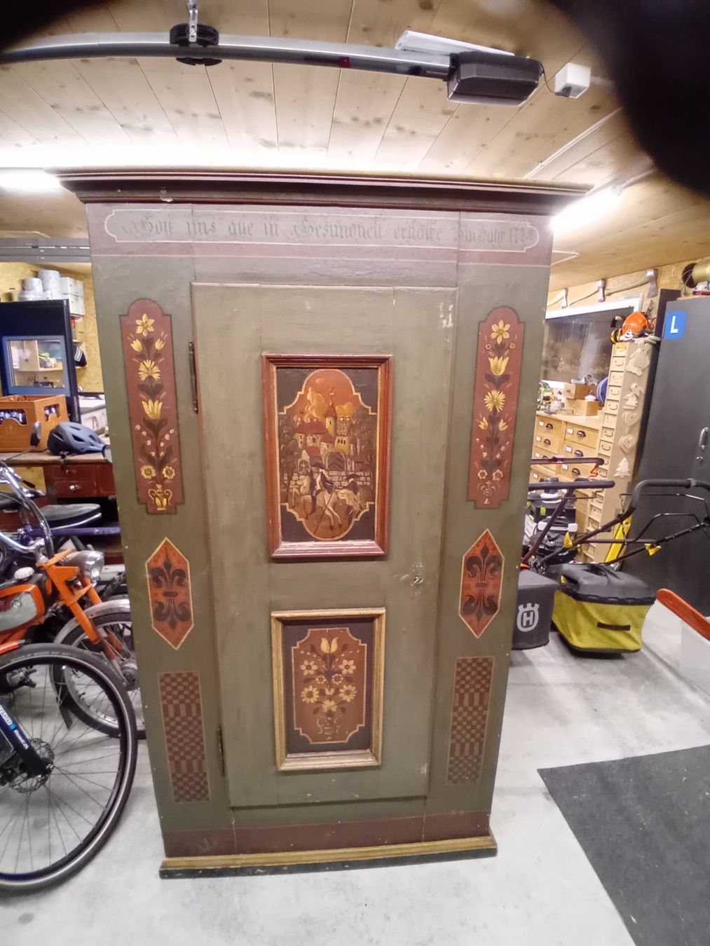 Schränke: Holzschrank von 1775 – Gebraucht aus Schwanden b. Brienz von hoihoi03