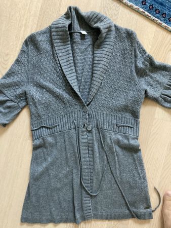 Grauer Strickmantel, Cardigan, S.Oliver,Grösse M, Top Zustan