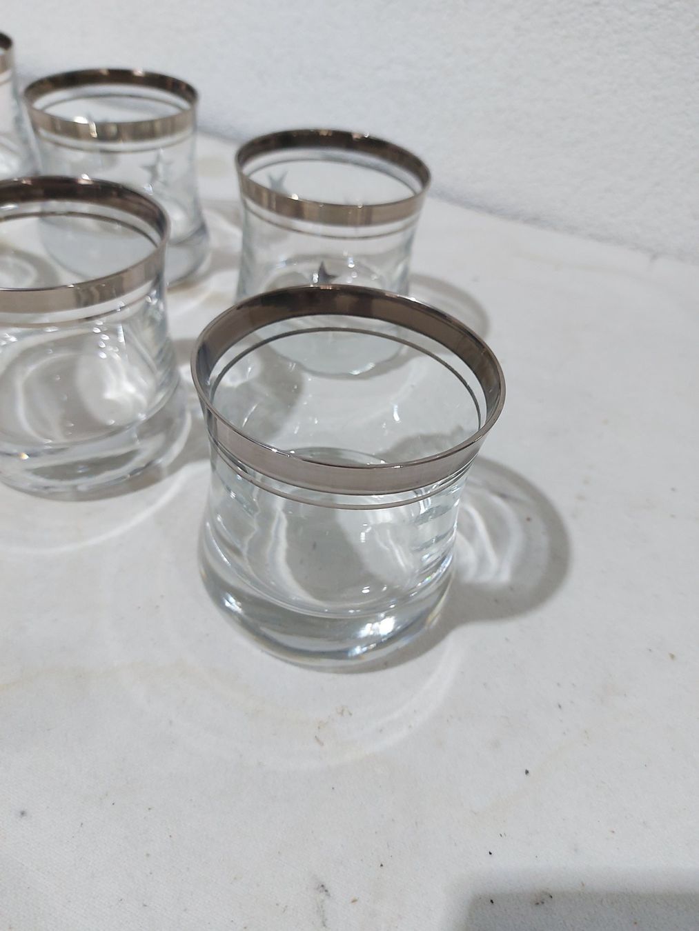 Bicchieri: 6er Set edle Gläser mit Silberrand & Sternenmuster – Usato da Rheinau venduto da profitronic.shop 2
