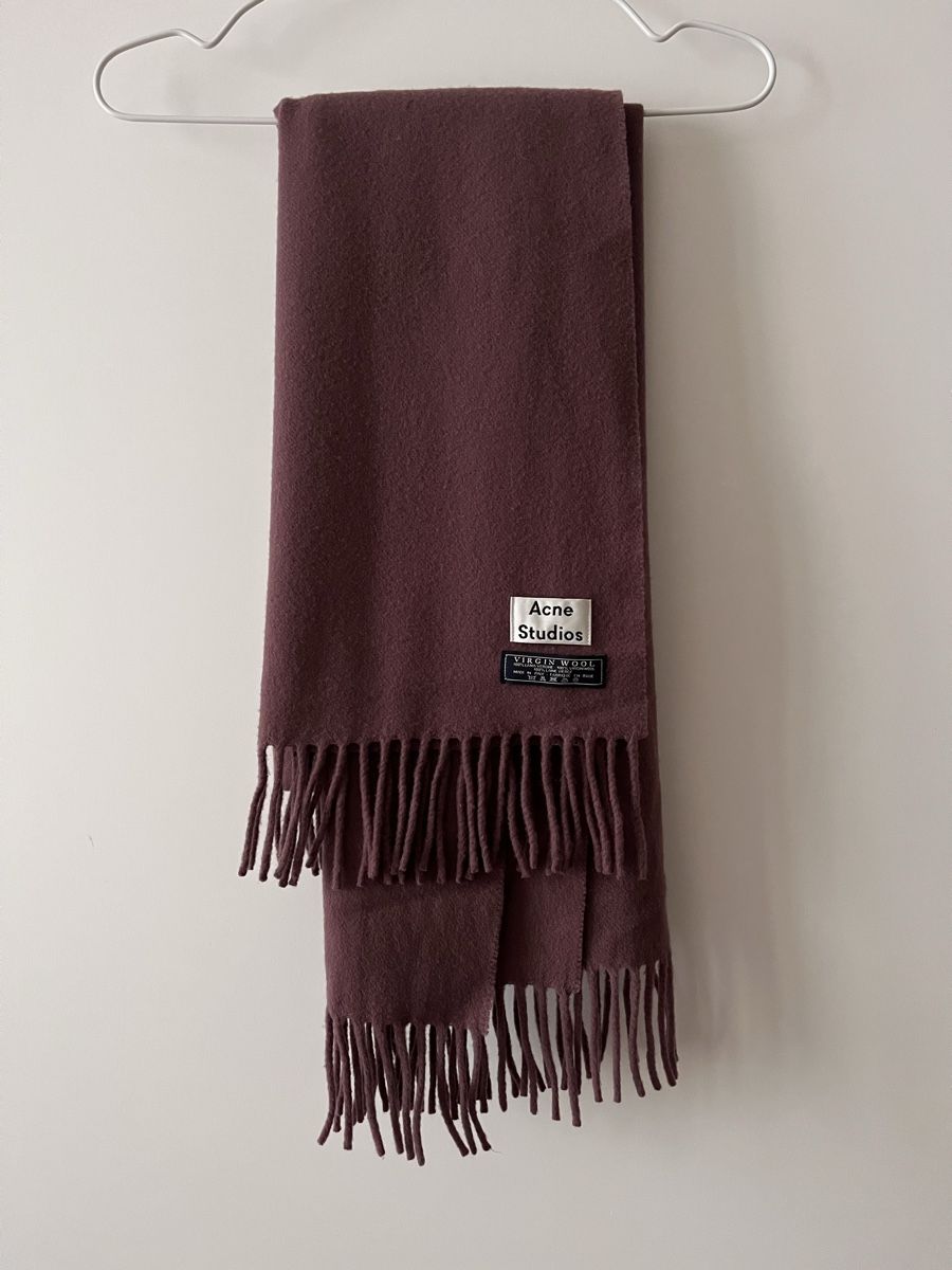 Acne Studios Foulards, Tücher & Schals: Acne Studios Wollschal – Neu (gemäss Beschreibung) aus Basel von lisa.schulze