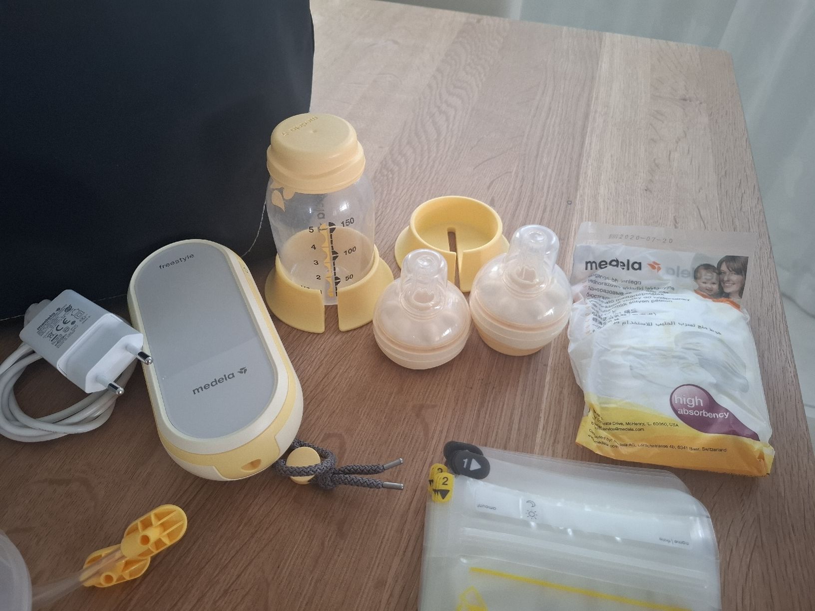 Medela Accessori per l’allattamento: Medela Freestyle Flex inkl. Collection Cups – Usato da Neuenkirch venduto da Reisecaravan 3