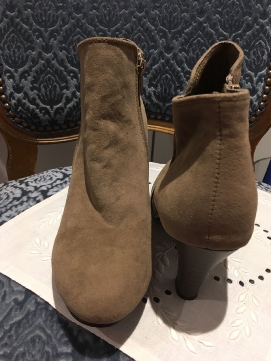 Damenschuhe: Stiefel Gr. 39 NEU!!! – Neu und originalverpackt aus Bellinzona von LuganoBoutique 6