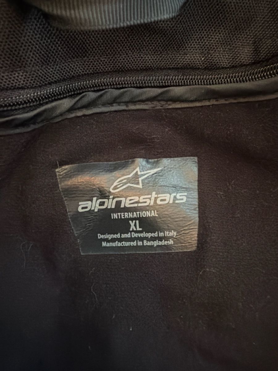 Alpinestars Vestes: Alpinestars Stella T-Jaws V4 – D'occasion à Bettingen par timtam16 4