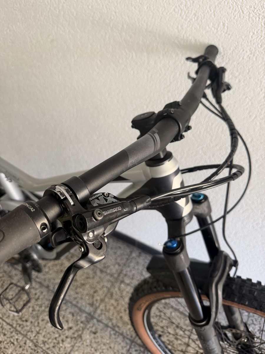 Scott Velos: Scott Genius 940 TOP MTB – Gebraucht aus Stansstad von 91PD 9