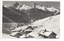 WIESEN mit Tinzenhorn und Piz Michèl