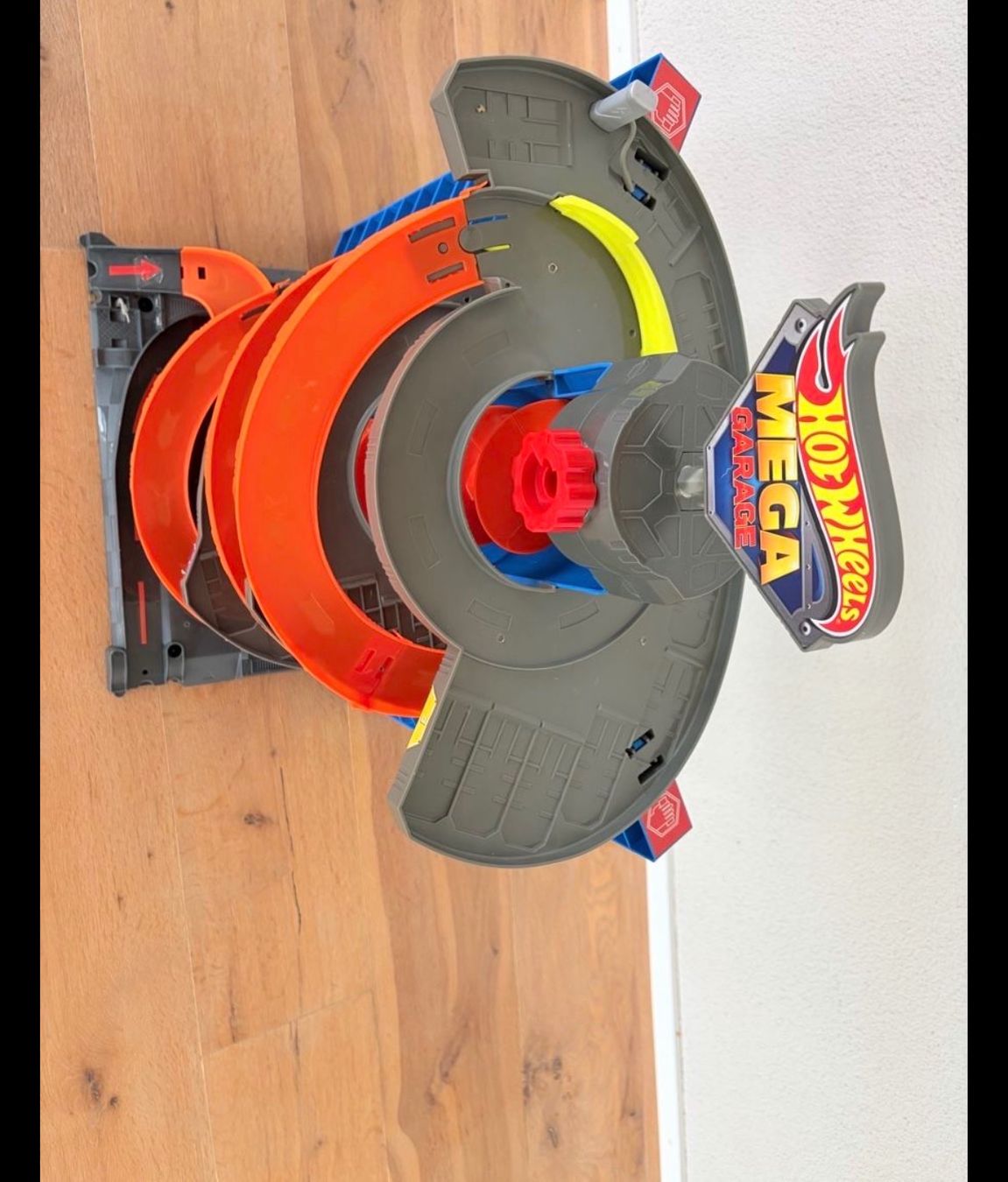 Hot Wheels Giocattoli: Hot Wheels Garage – Usato da Gossau SG venduto da niy_r7lw 1