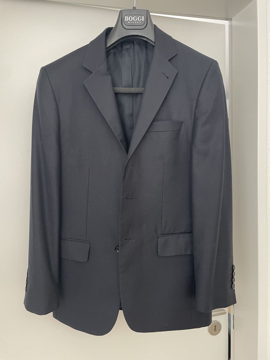 Costumes: Herren Anzug, Grösse 46, Schwarz – D'occasion à Niederhelfenschwil par jas_sq7y
