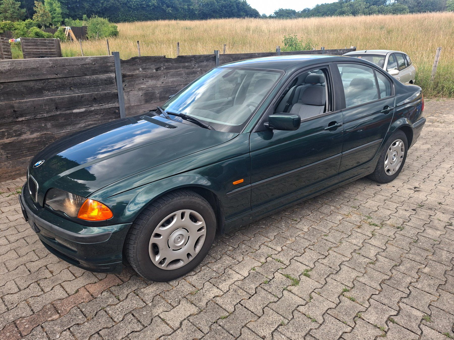 BMW Automobili: BMW 316i 5 portes manuelle – Usato da Bernex venduto da Wannabehasbeen01