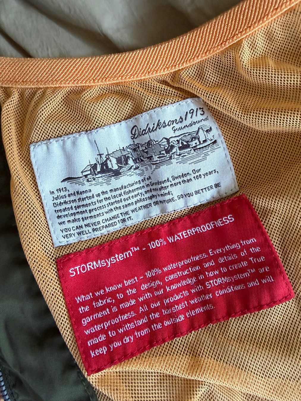 Didriksons Giacche: DIDRIKSONS GRINDSUND SWEEDEN Jacke  / Regen + winddicht / – Usato da Interlaken venduto da Bona55 9