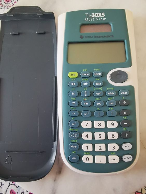 Ancienne Calculatrice Texas Instrument TI-30 - Fonctionnelle