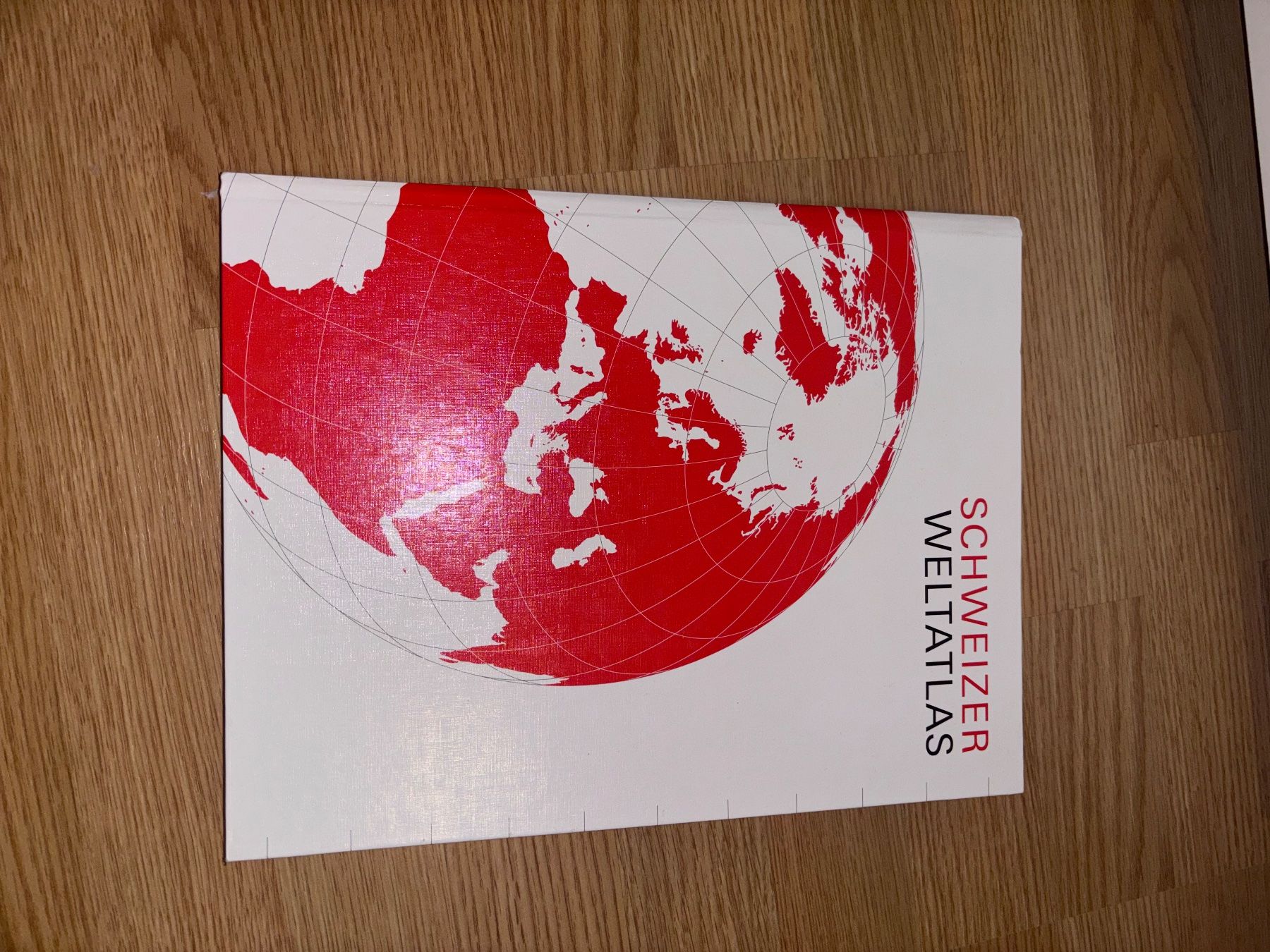 Livres: Schweizer Weltatlas neuwertig – D'occasion à Glattbrugg par ikr_bf2j