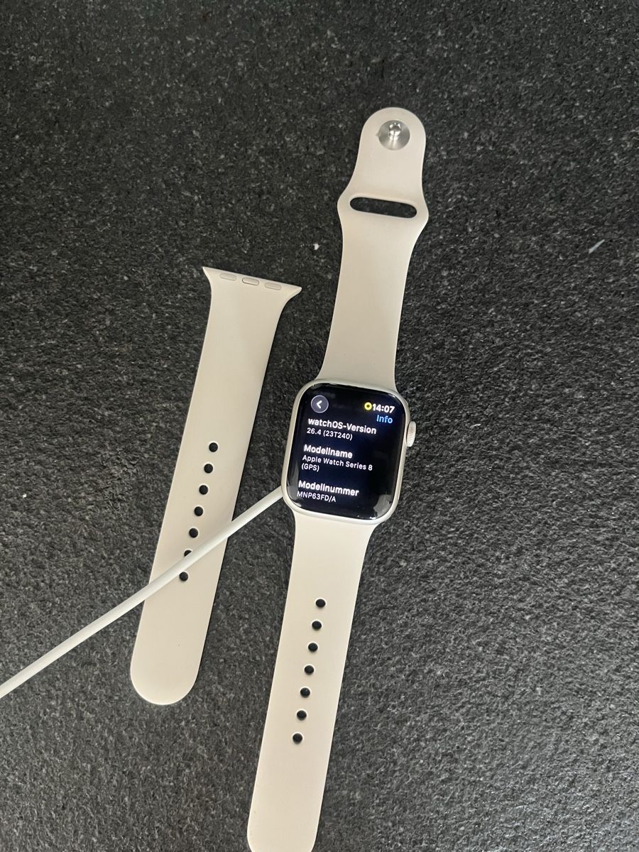 Apple Smartwatch: Apple Watch Series 8  – Gebraucht aus Lyss von elea_nie 2