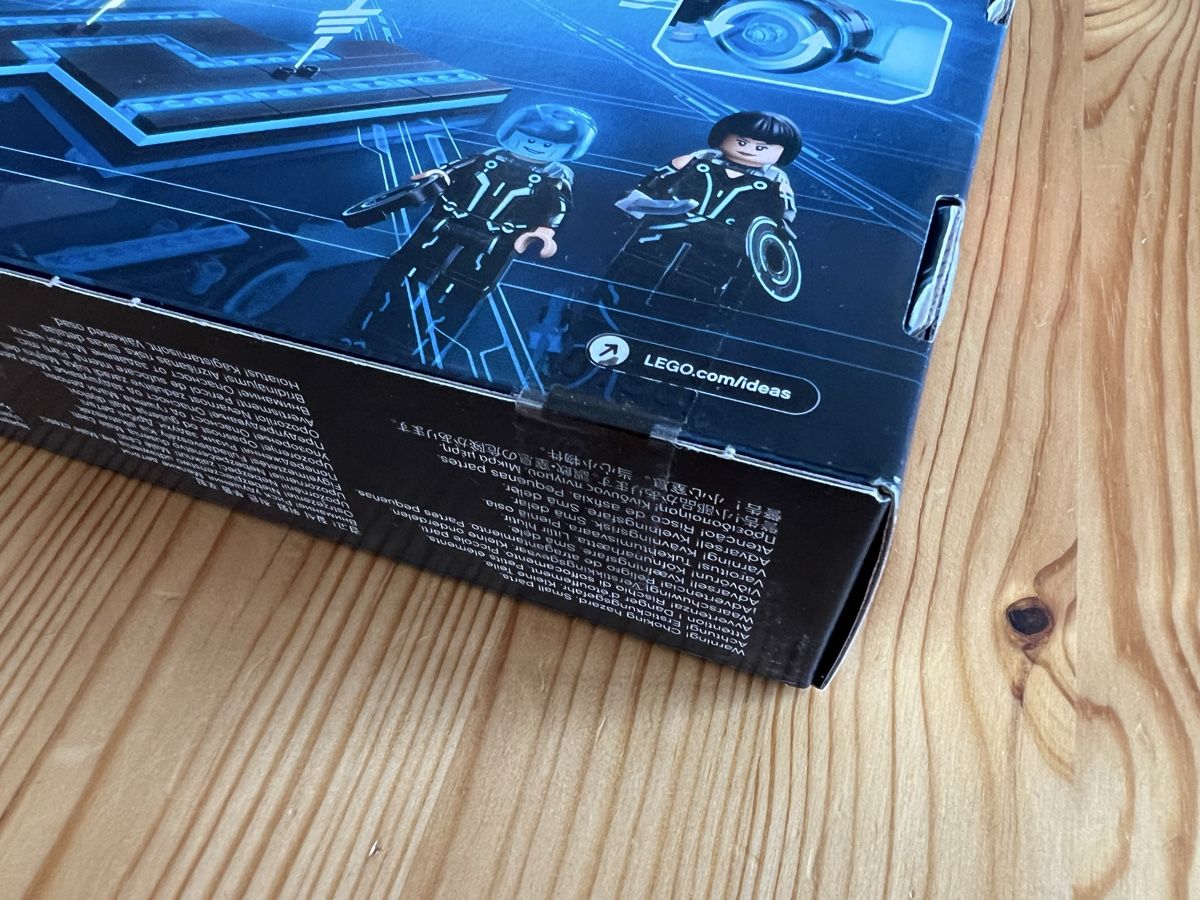 Lego Kit di costruzioni: LEGO Ideas Tron Legacy 21314 – Nuovo e nell'imballaggio originale da Liestal venduto da bompalompalomp 3