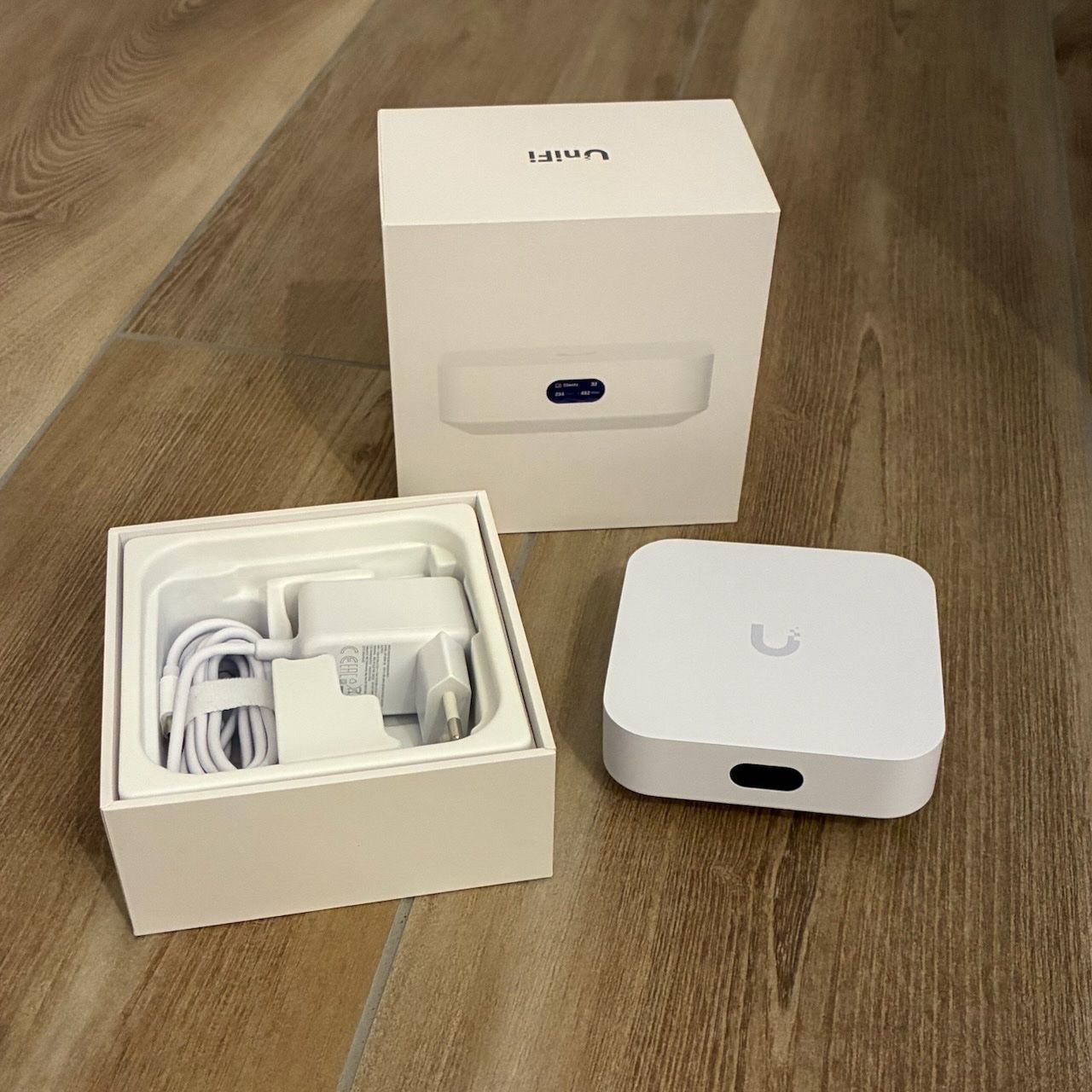Ubiquiti Modem & Router: UniFi Express (UX) – Usato da Corminboeuf venduto da bap_2k7l