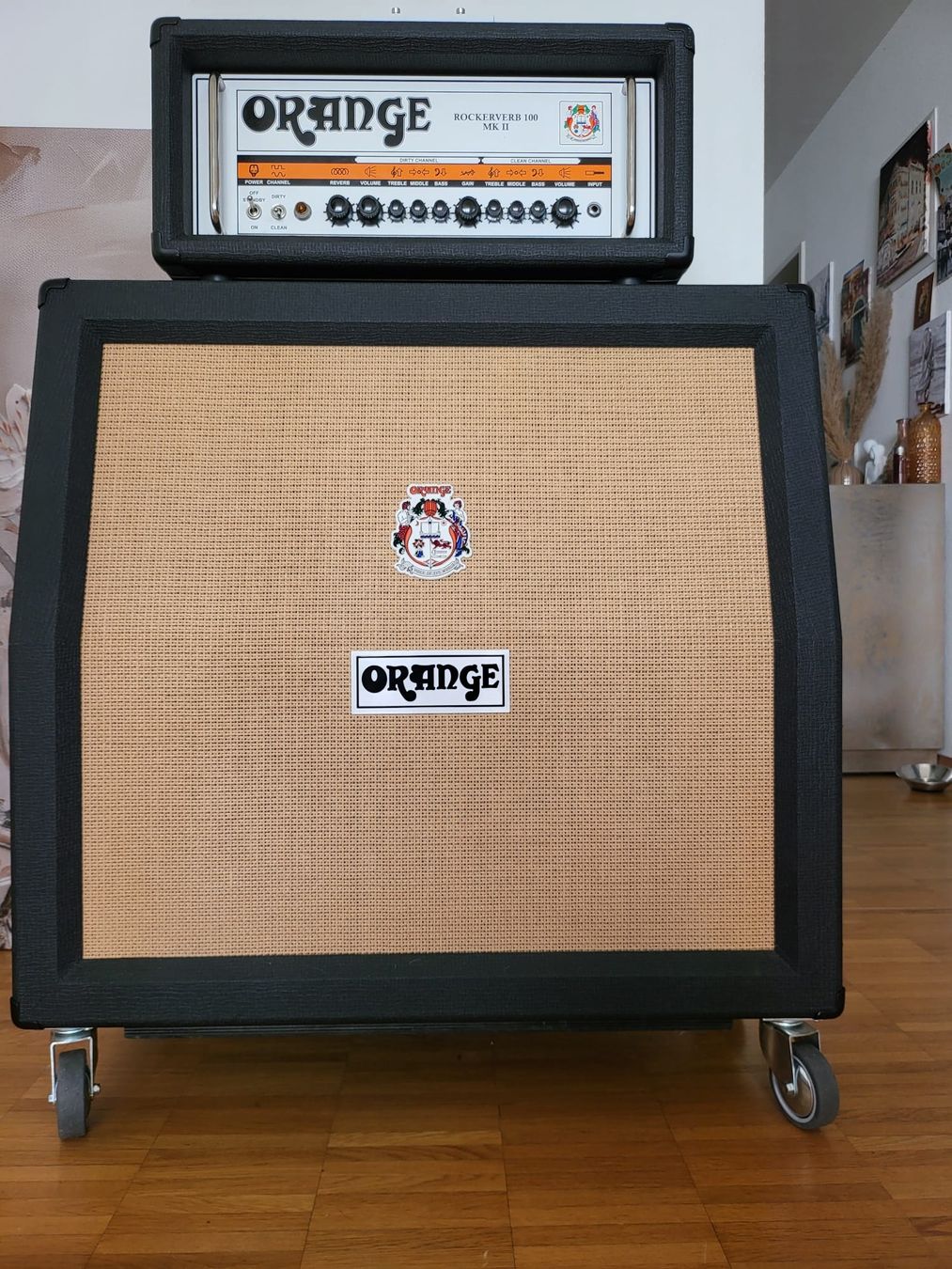 Amplificatori: Orange Rockerverb 100 MK2 Head inkl. 4x12 Cabinet – Usato da Spreitenbach venduto da sgraffito 5