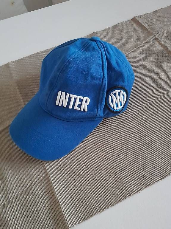 Jacken & Mäntel: Inter Mailand CAP – Gebraucht aus Buochs von DODGEO11